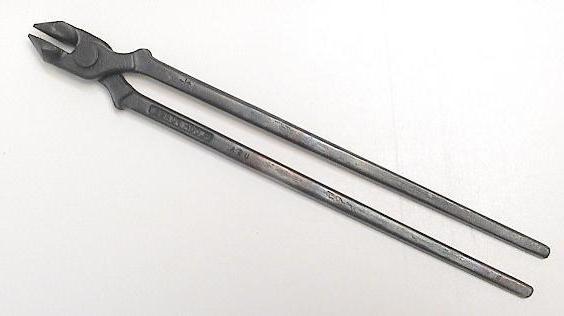 Bloom 5/16" Forging Tongs - Anvil Brand